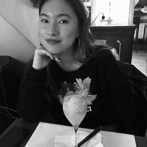 Meet your Posher, Valerie